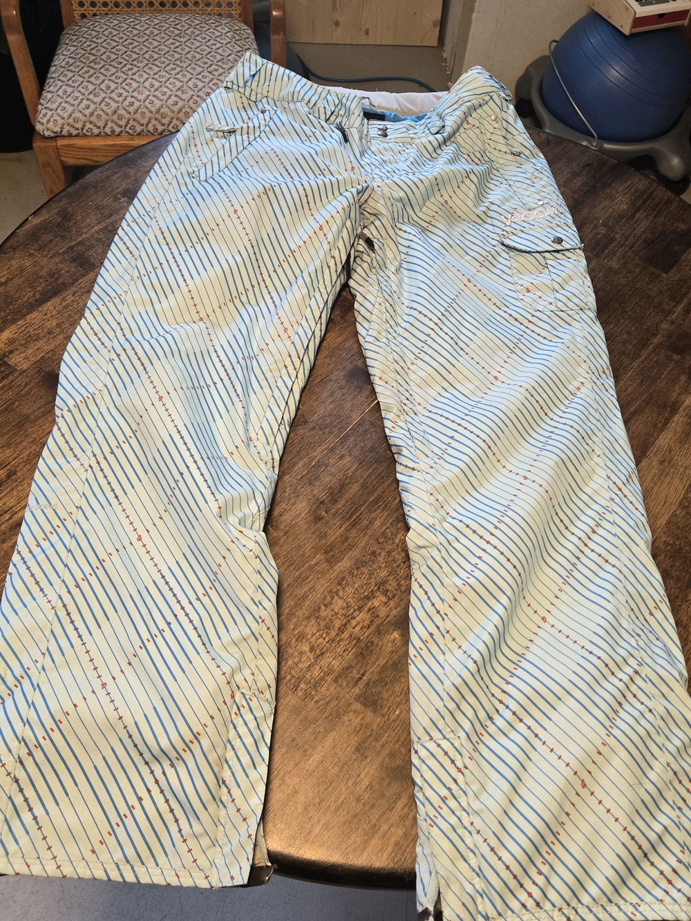 Volcom Light Blue Snowpants - Picture 2 of 3